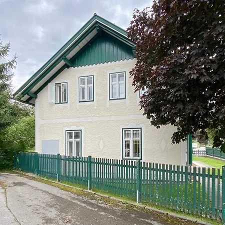 Rosa Wohnen & Office In Traditionell Ausseer Baukultur *