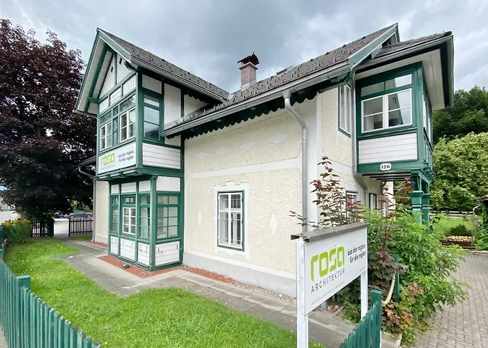 Rosa Wohnen & Office In Traditionell Ausseer Baukultur Appartamento