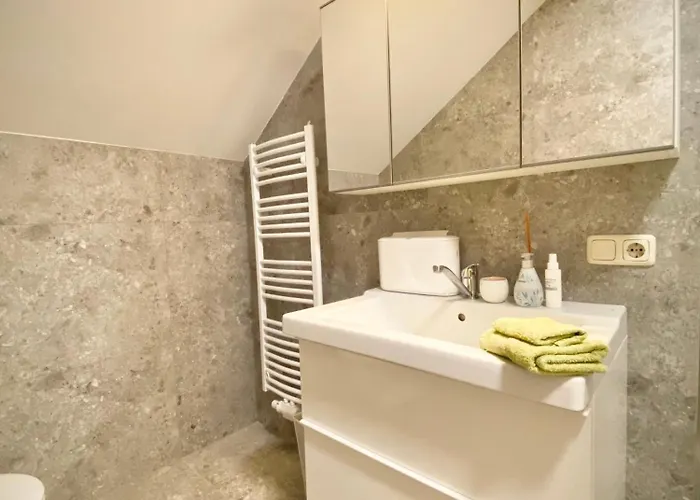 Rosa Wohnen & Office In Traditionell Ausseer Baukultur * Bad Mitterndorf