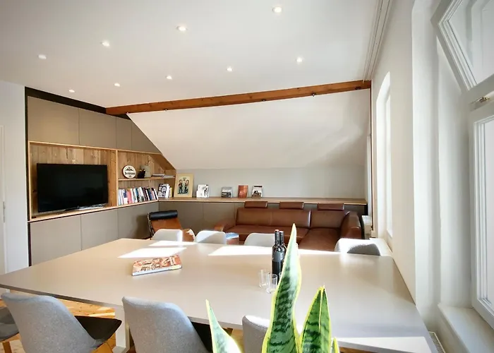 Rosa Wohnen & Office In Traditionell Ausseer Baukultur Appartamento